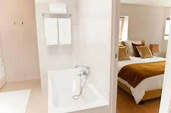 Smartflats - Raphael Suites Amberes